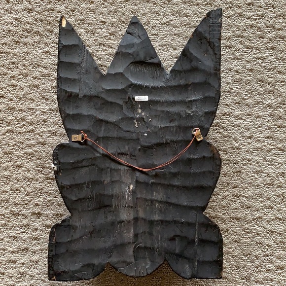 Wooden face carving 15.5”L x 9.5” W - Picture 8 of 9